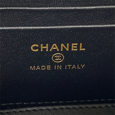 Cha.nel Vanity Case With Top Handle Lambskin Gold Tone Metal Black AP3315