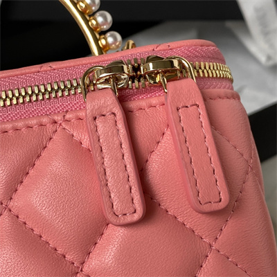 Cha.nel Vanity Case With Top Handle Lambskin Gold Tone Metal Pink AP3515