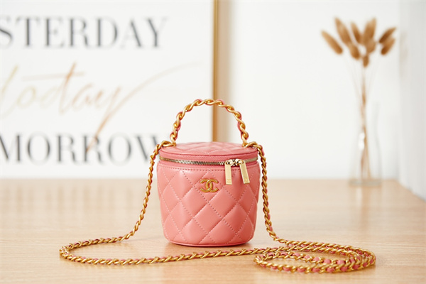 Cha.nel Vanity Case With Top Handle Lambskin Gold Tone Metal Pink AS2873