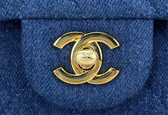 Cha.nel Medium Classic Flap Bag Denim Gold Tone Metal A01112