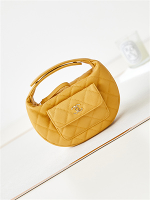 Cha.nel Pouch Grained Calfskin Gold Tone Metal Yellow AP3467