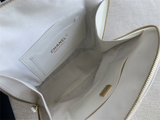 Cha.nel Backpack Grained Calfskin Gold Tone Metal White AS3332