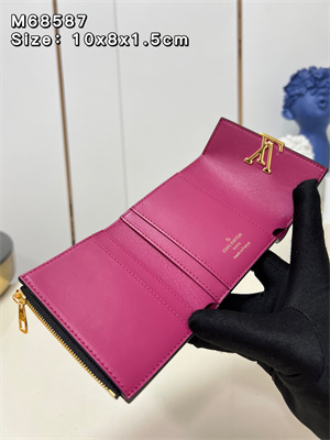 L.V Capucines XS Wallet Taurillon Leather Black M68587