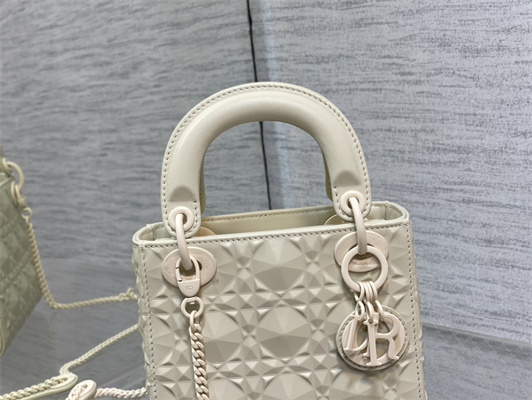 cd mini lady di.or bag cannage calfskin with Di*m*nd motif  white