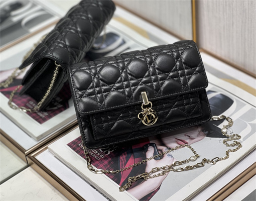 cd miss D*or chain pouch cannage lambskin black