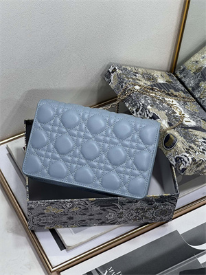 cd miss D*or chain pouch cannage lambskin cloud blue