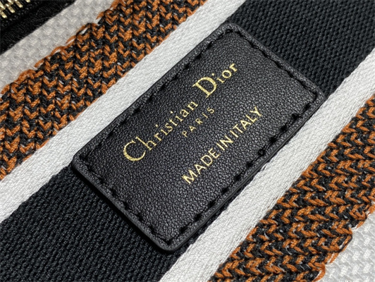 CD Medium Lady Di.or D-Lite Bag Petites Fleurs Embroidery White