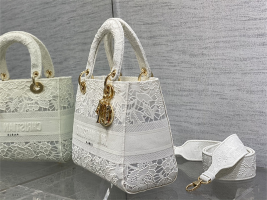 CD Medium Lady Di.or D-Lite Bag White D-Lace Macram?? Embroidery