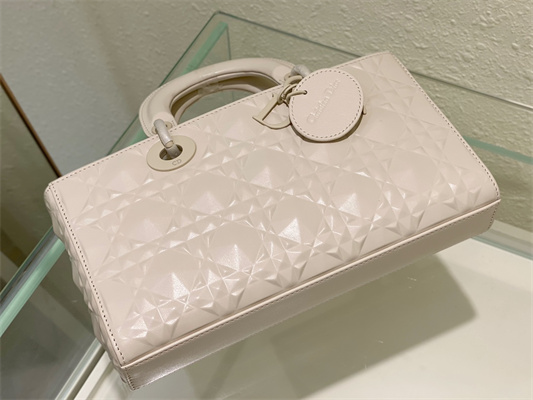 cd medium lady d-joy bag cannage calfskin with Di*m*nd motif white