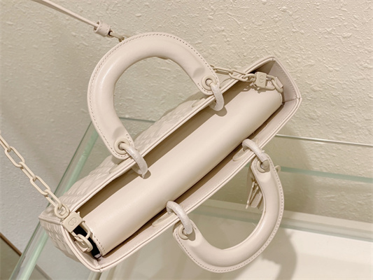 cd medium lady d-joy bag cannage calfskin with Di*m*nd motif white