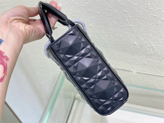 cd medium lady d-joy bag cannage calfskin with Di*m*nd motif black