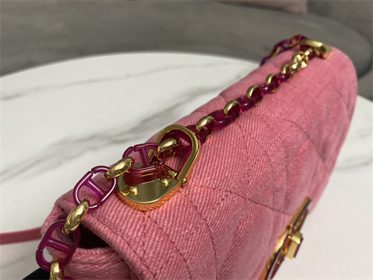 CD Medium Di.or Caro Bag Macrocannage Denim Pink