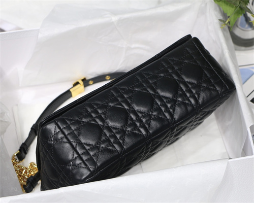 cd medium di.or caro bag S*pple cannage calfskin gold tone metal black