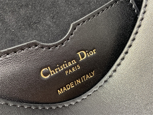 CD Medium Di.or Bobby Bag Box Calfskin Black