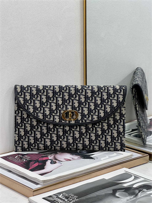 cd 30 montaigne avenue pouch with flap blue D*or oblique jacquard