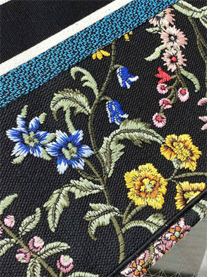 CD Large Book Tote Petites Fleurs Embroidery Black Multicolor