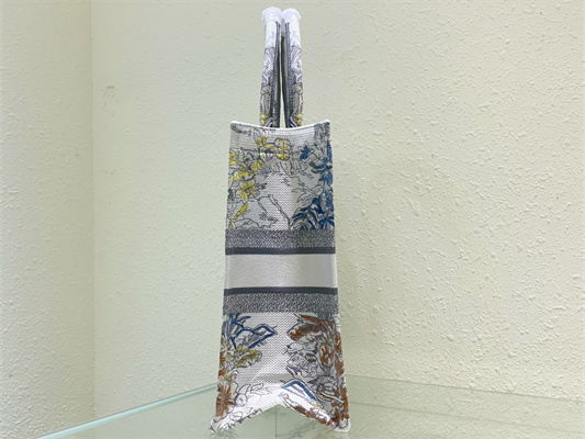 CD Large Book Tote R??ve d’Infini Embroidery Grey Multicolor