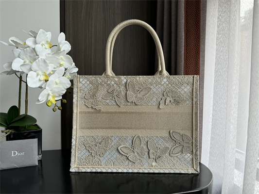 CD Medium Book Tote Beige D-Lace Butterfly Embroidery With Macrame Effect