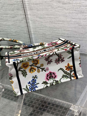 CD Small Book Tote Petites Fleurs Embroidery White Multicolor