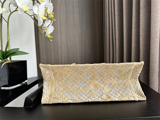 CD Small Book Tote Beige D-Lace Flowers Embroidery With Macrame Effect