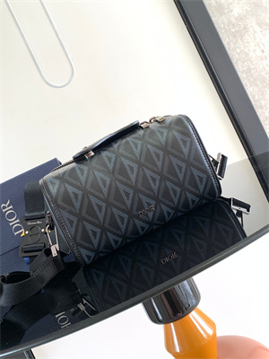 di.or lingot 22 shoulder bag black cd Di*m*nd canvas