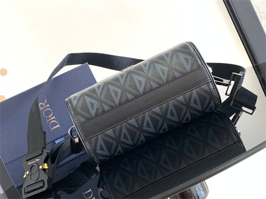 di.or lingot 22 shoulder bag black cd Di*m*nd canvas