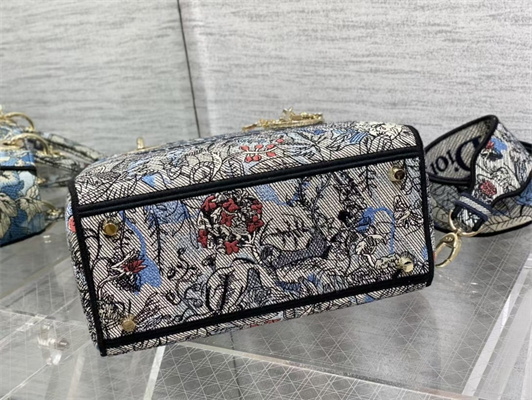 CD Medium Lady Di.or D-Lite Bag Jardin Magique Embroidery Blue and Multicolor
