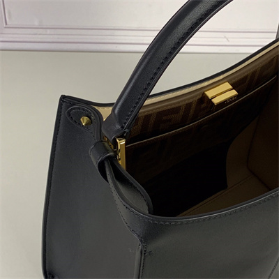 Fen.di Peekaboo X-Lite Medium Leather Bag Black Color