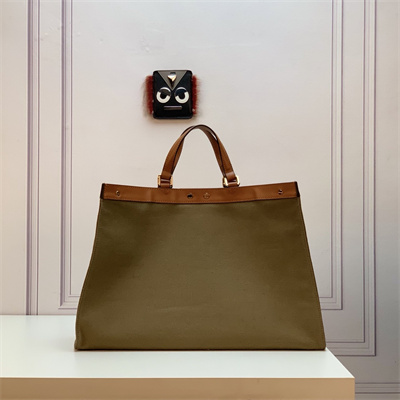 Fen.di Peekaboo X-Tote FF Canvas Green Color
