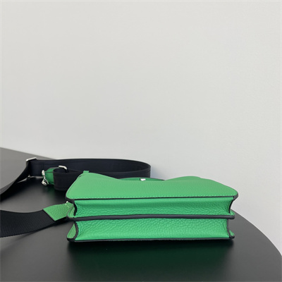 Fen.di Peekaboo ISeeU XCross Leather Bag Green Color