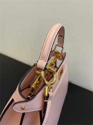 Fen.di Peekaboo ISeeU Petite Leather Bag Pink Color