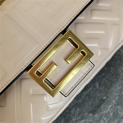 Fen.di BAGUETTE Bag Pink Nappa Leather With FF Motif