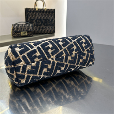 Fen.di FIRST SMALL Natural Straw Bag With Black FF Embroidery