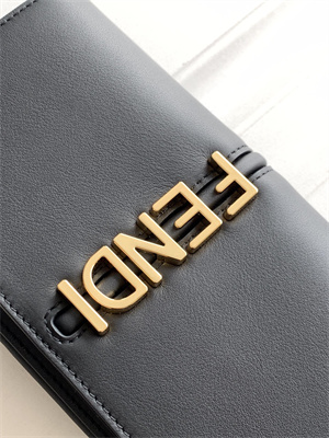 Fen.digraphy Chain Wallet Black Leather