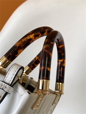 Fen.di MINI SUNSHINE SHOPPER White Leather