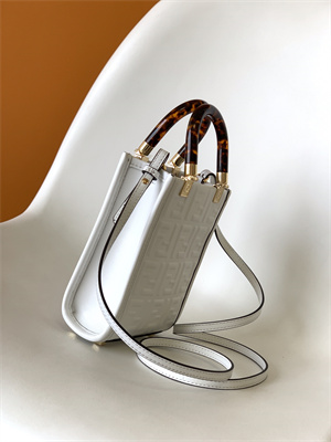 Fen.di MINI SUNSHINE SHOPPER White Leather