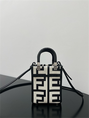 Fen.di Roma&Marc Jacobs MINI SUNSHINE SHOPPER White and Black Leather