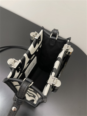 Fen.di Roma&Marc Jacobs MINI SUNSHINE SHOPPER White and Black Leather