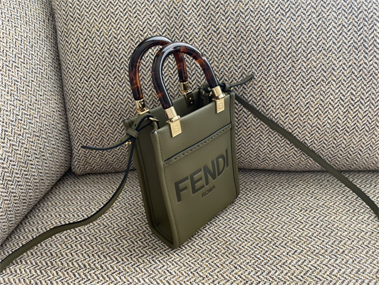 Fen.di MINI SUNSHINE SHOPPER Kaki Green Leather