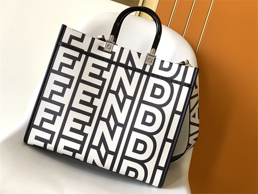 Fen.di Roma&Marc Jacobs SUNSHINE Medium White and Black Leather Shopper