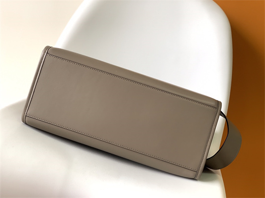 Fen.di SUNSHINE Medium Dove Grey Leather and Elaphe Shopper