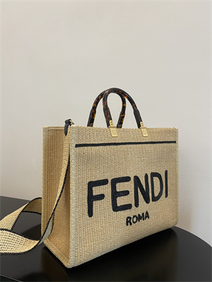 Fen.di SUNSHINE Medium Natural Straw Shopper