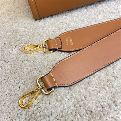 Fen.di SUNSHINE Medium Brown Leather Shopper