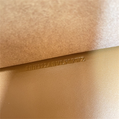 Fen.di SUNSHINE Medium Brown Leather Shopper