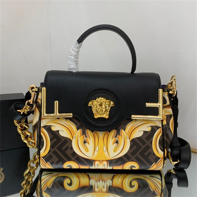 Fen.di Fendace LA Medusa Meidum Handbag Black
