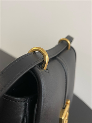 Fen.di C’mon Mini Black Leather Bag