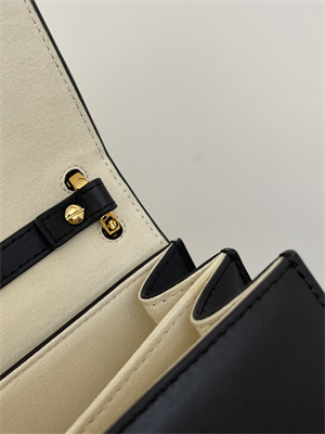 Fen.di KAN U Brown Leather Bag