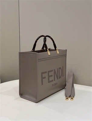Fen.di SUNSHINE Medium Dove Grey Leather Shopper