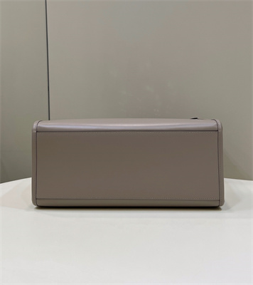 Fen.di SUNSHINE Medium Dove Grey Leather Shopper