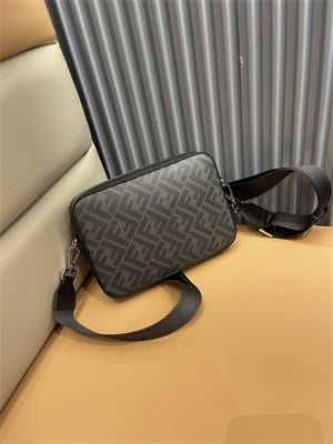 Fen.di DIAGONAL CAMERA CASE Grey Multicolor Leather Bag